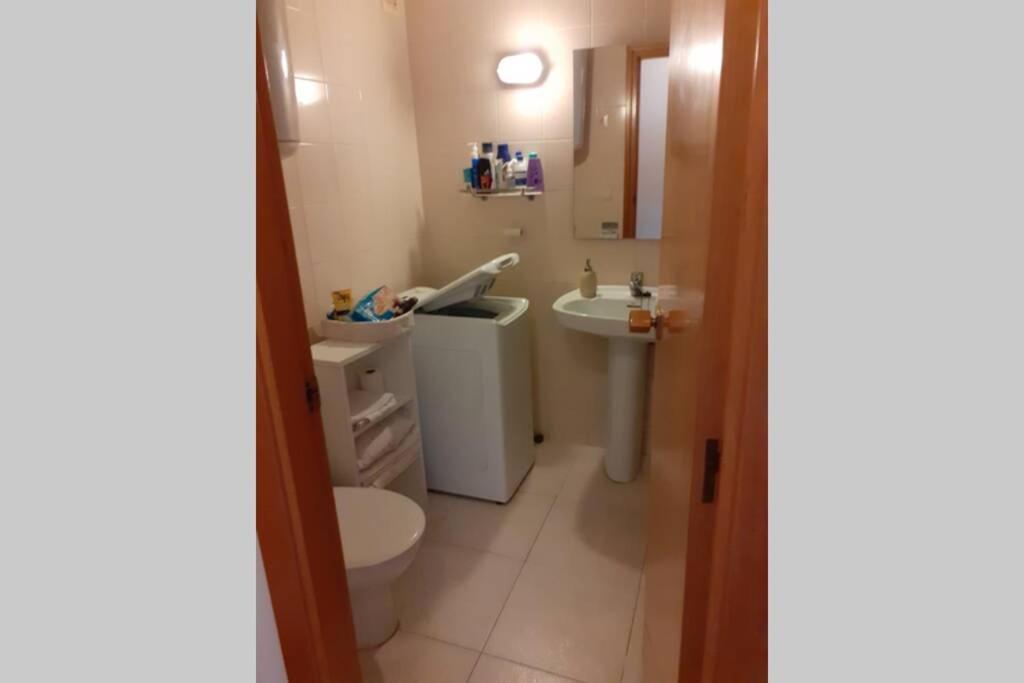Apartamento Con Piscina En El Centro De Blanes Exteriör bild