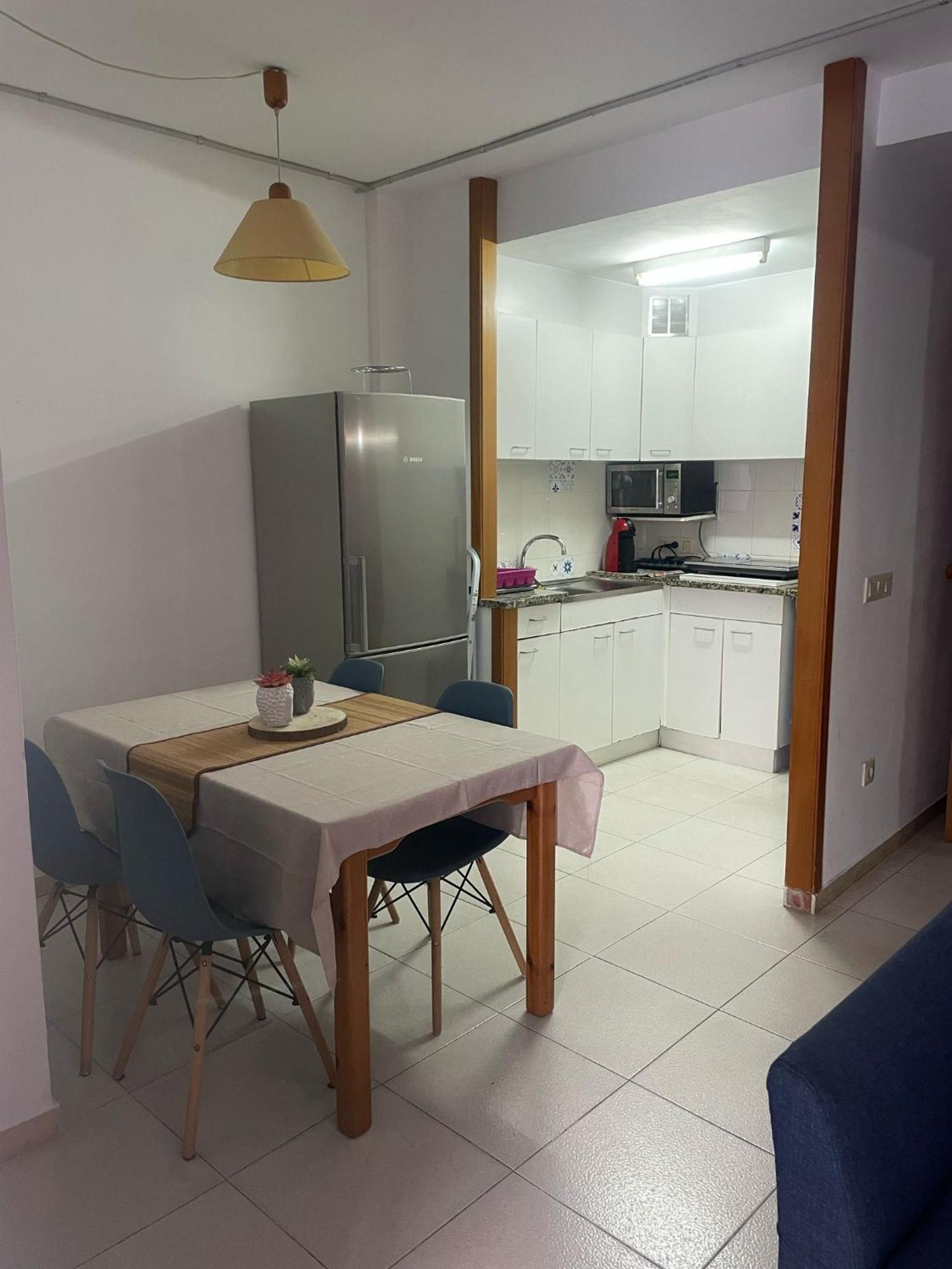 Apartamento Con Piscina En El Centro De Blanes Exteriör bild